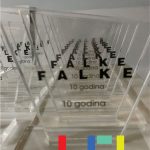 Plaketa od pleksiglasa sa UV štampom